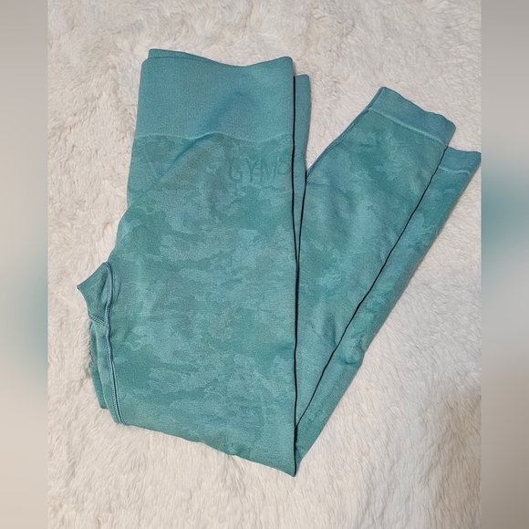Gymshark XL camo Seagreen EUC - Picture 1 of 6